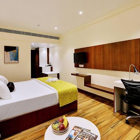 Mastiff Select Gulbarga Hotel Kalaburagi Exterior foto