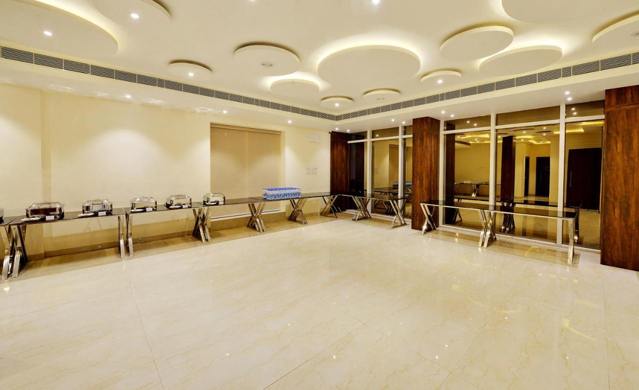 Mastiff Select Gulbarga Hotel Kalaburagi Exterior foto