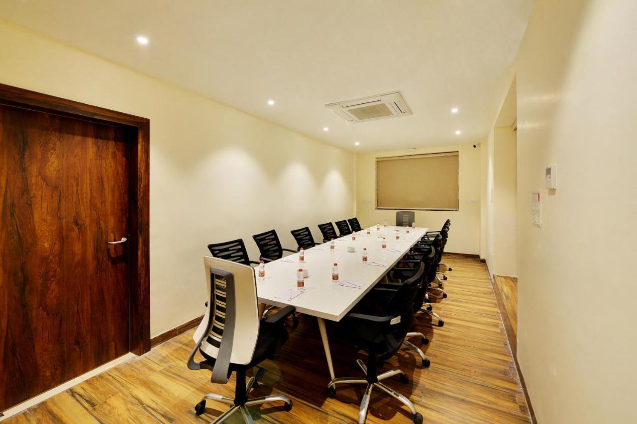 Mastiff Select Gulbarga Hotel Kalaburagi Exterior foto