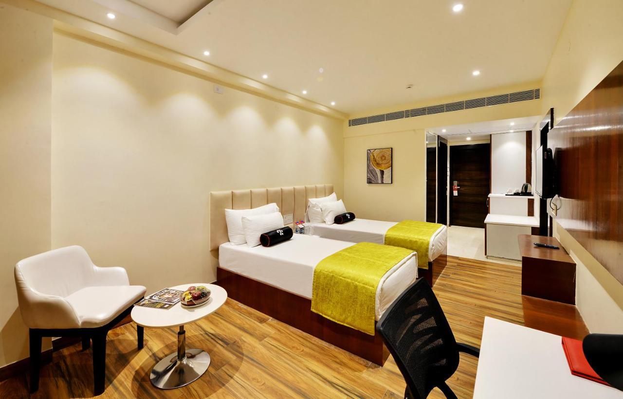 Mastiff Select Gulbarga Hotel Kalaburagi Exterior foto